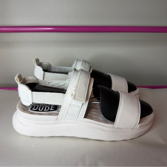 Hey Dude Shoes - Hey Dude White Collins Mono Sport Sandals Sz 7 Womens